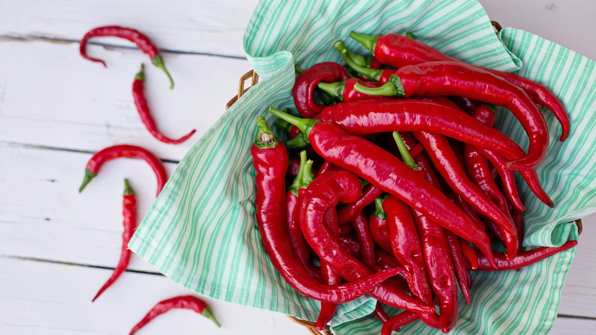 Göbek Yağlarını Eritmeye Yardımcı Besinler