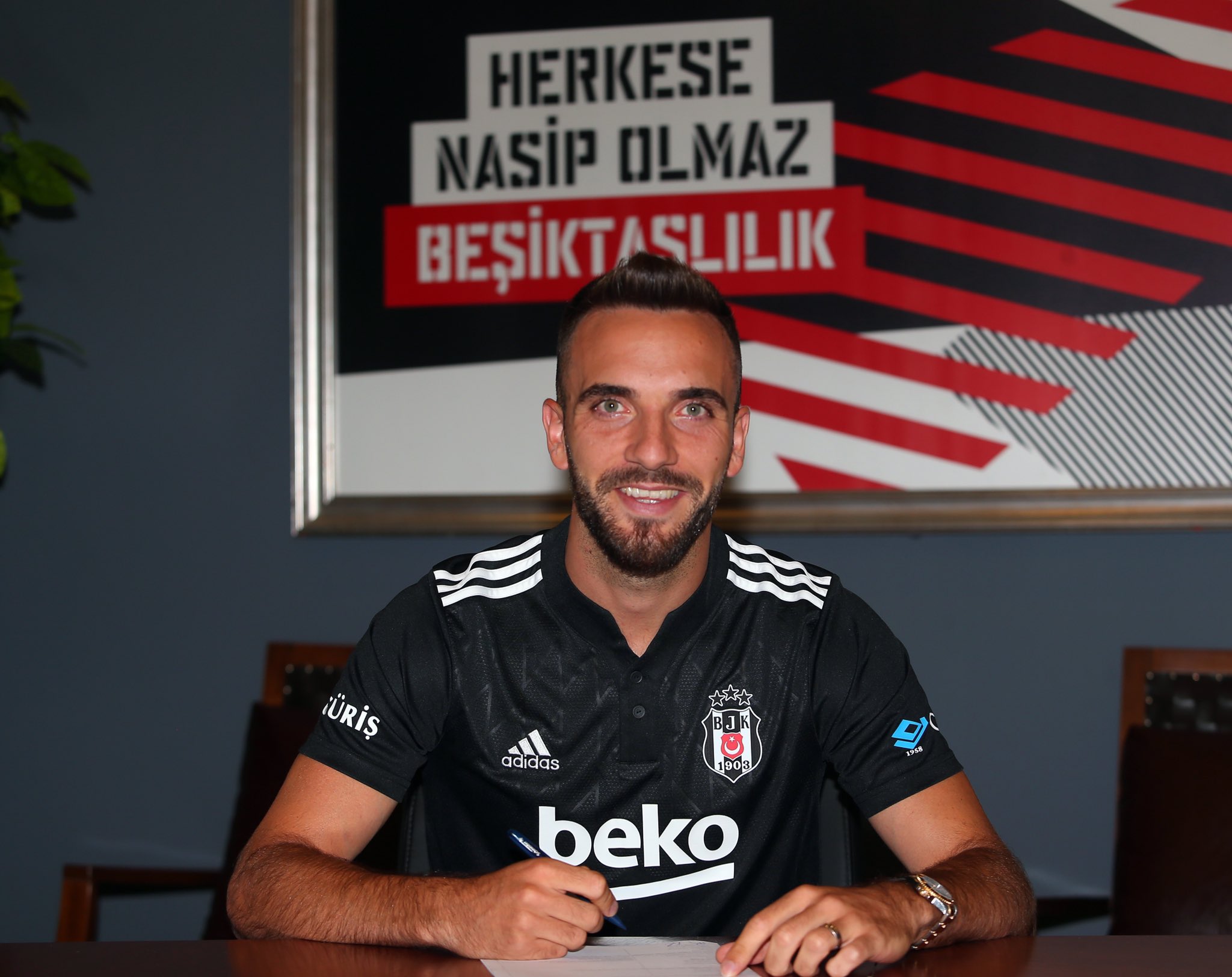 Kenan Karaman Resmen Beşiktaş’ta!