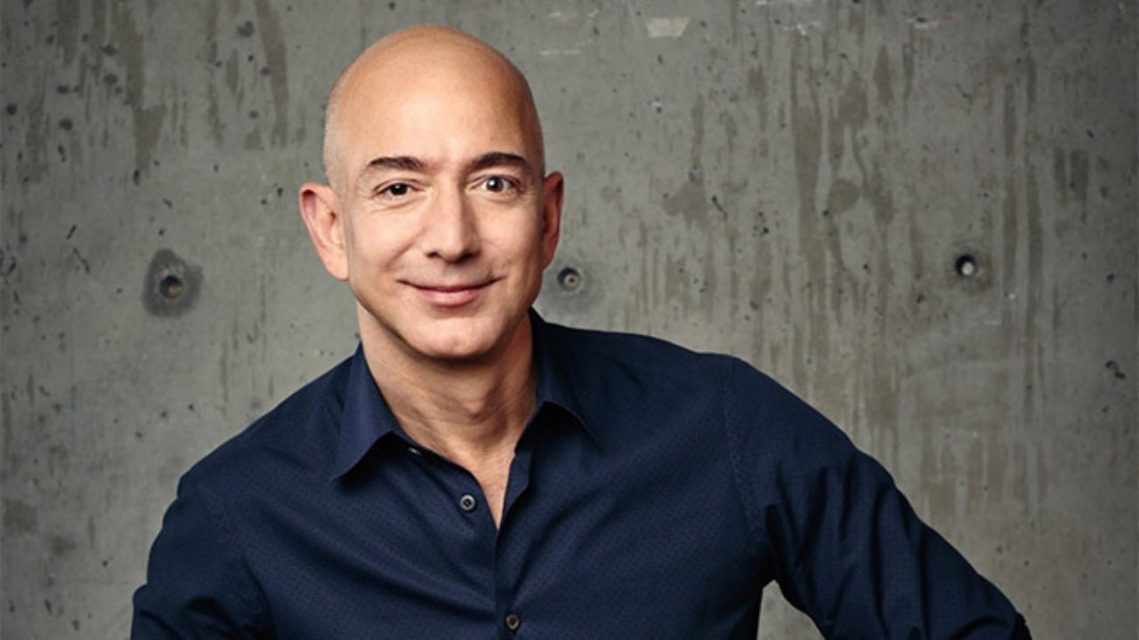 Jeff Bezos Kendi Rekorunu Kırdı!