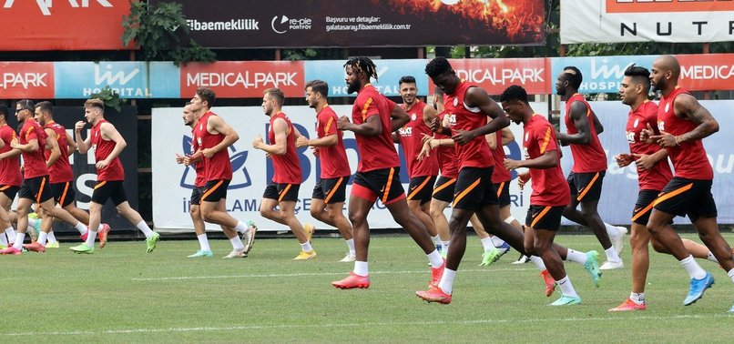 Galatasaray PSV Maçı Kamp Kadrosu Belli Oldu!