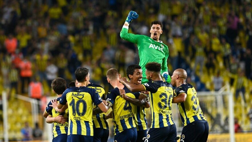 Fenerbahçe Evinde Kazandı: 2-0!