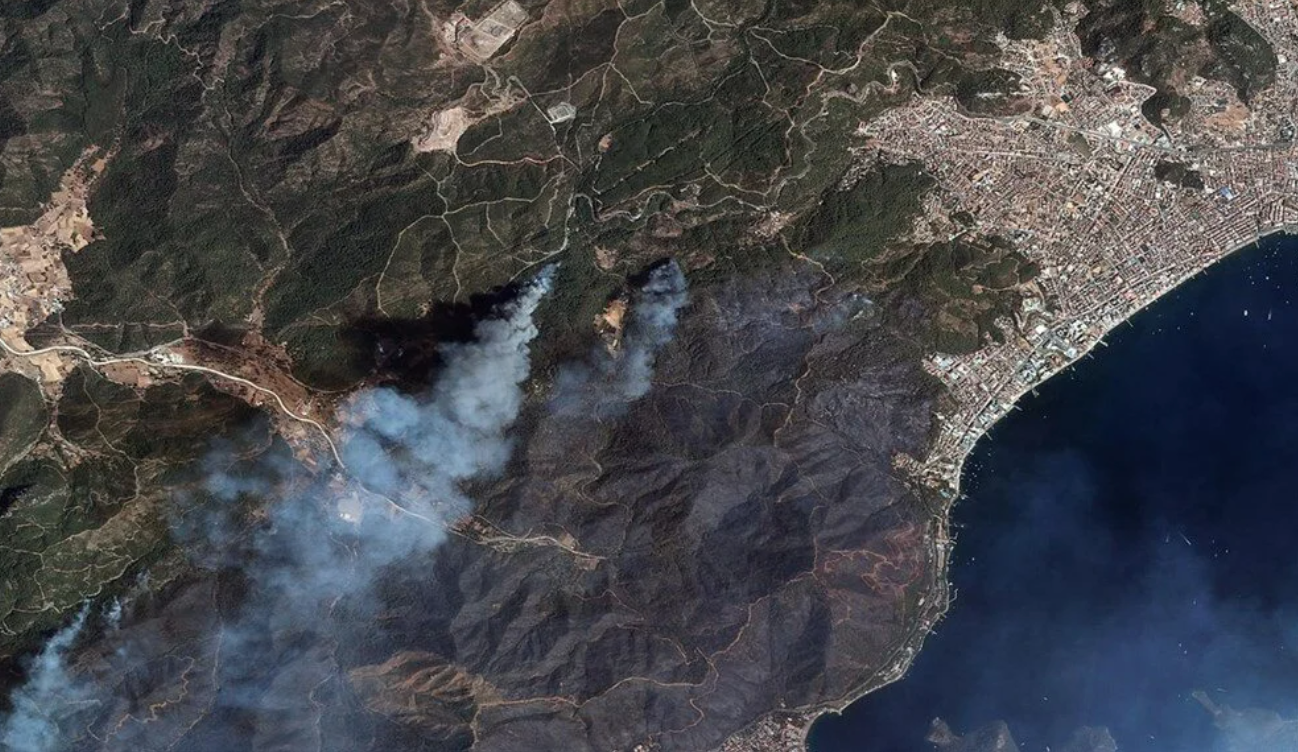 Manavgat ve Marmaris’teki Yangınlar Uzaydan Görüntülendi