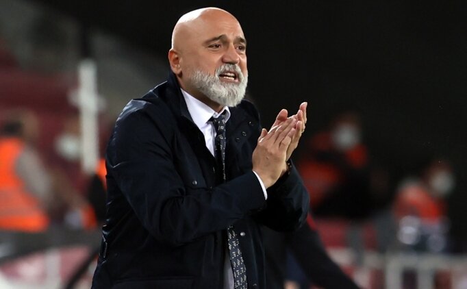 Kayserispor Teknik Direktörü Hikmet Karaman: ‘’Başarı Mutlulukta!’’