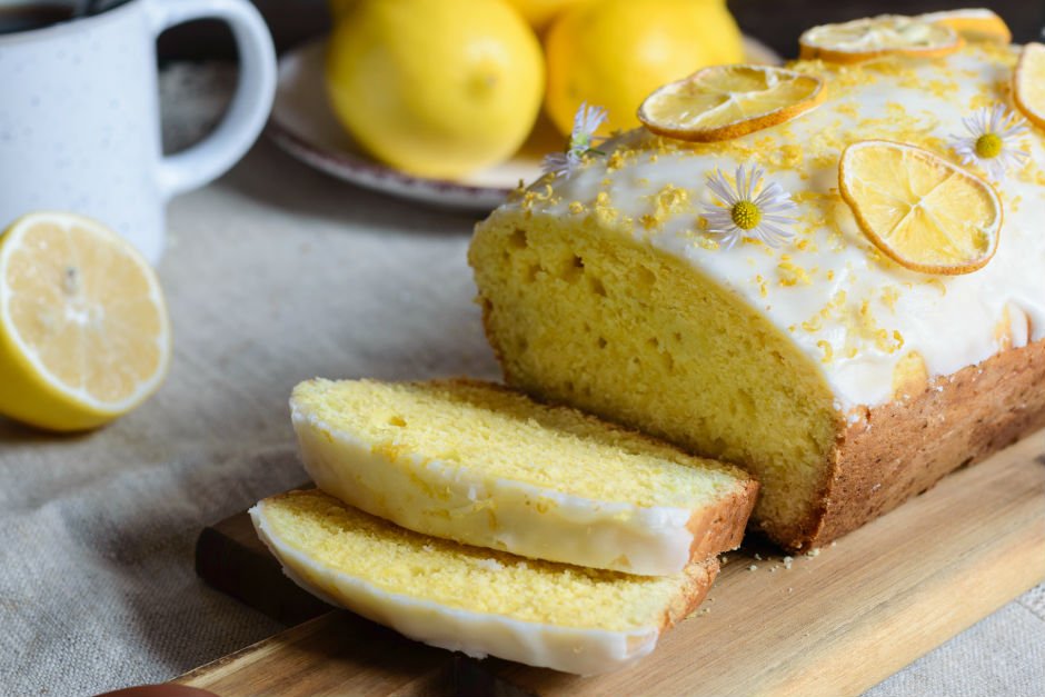 Çay Saatlerinin Yıldızı: Limonlu Kek Tarifi