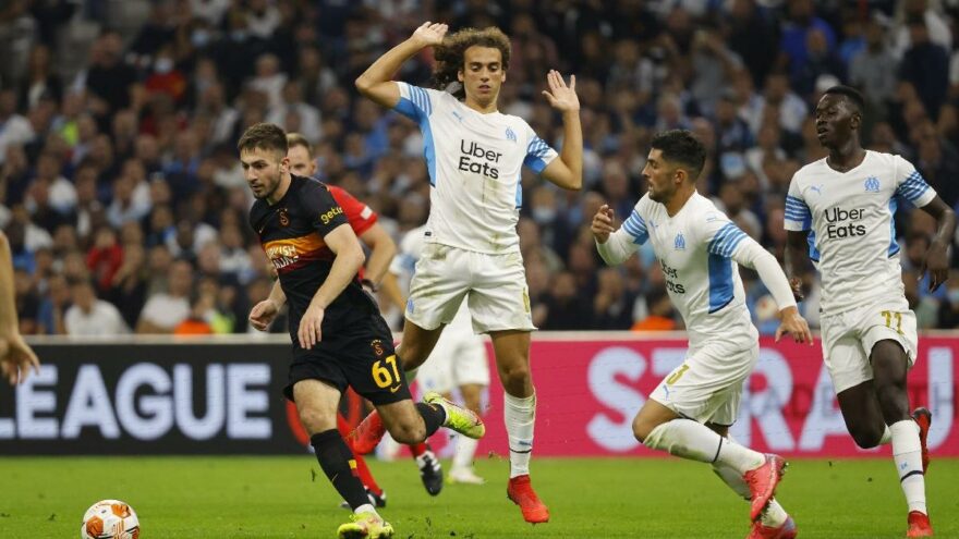 Galatasaray Puanı Kaptı, Liderliğini Korudu!