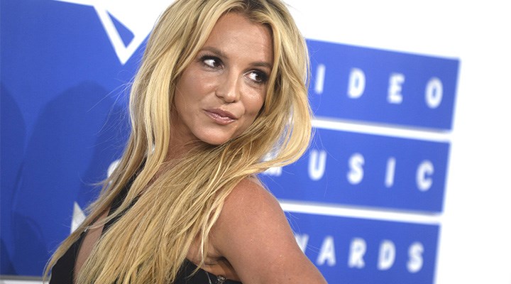 Britney Spears Ailesine Ateş Püskürdü