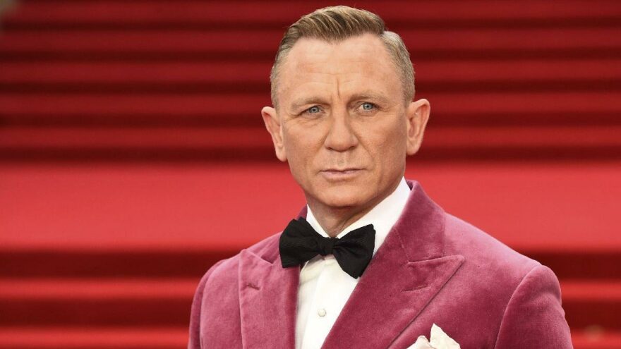 James Bond’un Yıldızı Neden Gay Barları Tercih Ettiğini Açıkladı!