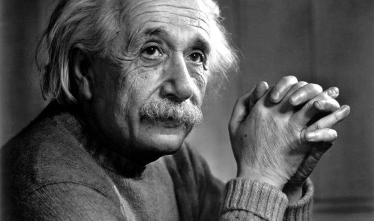 Einstein'ın Defteri 13 Milyon Dolara Alıcı Buldu