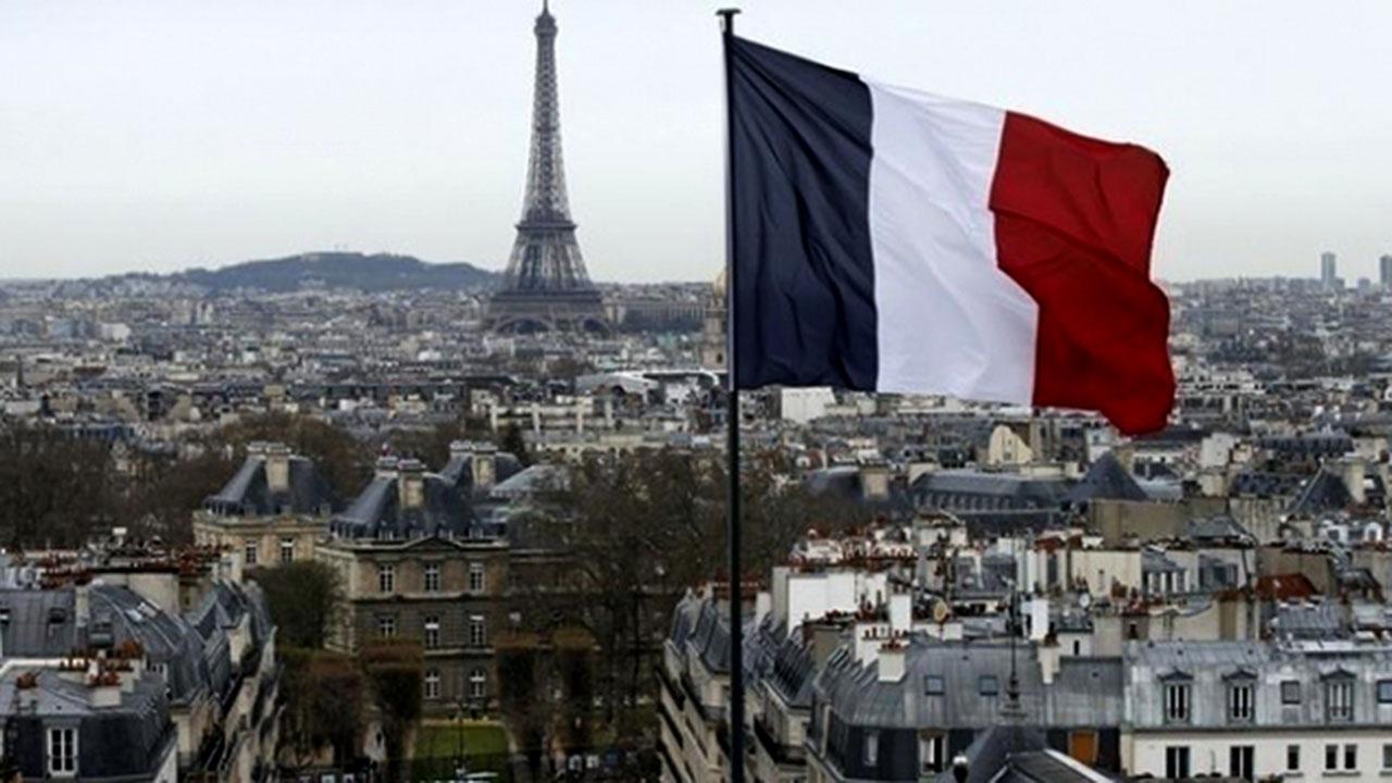 Fransa ‘Omicron’ Varyantı Nedeniyle Yedi Ülkeye Sınırlarını Kapattı