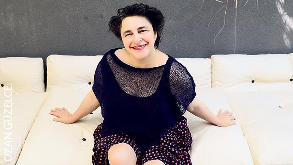 Oyuncu Esra Dermancıoğlu’ndan Erotik Film Açıklaması