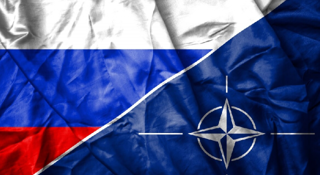 Rusya NATO’yu Ukrayna Sınırına Askeri Teçhizat Konuşlandırmakla Suçladı