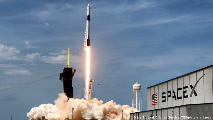 SpaceX Yeni Görev İçin 4 Astronotu Daha Uzaya Gönderdi!
