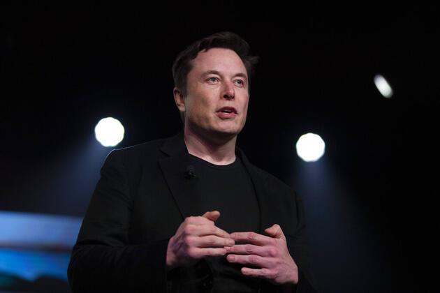 Elon Musk, Milyarder Vergisi Nedeniyle Tesla Hisselerini Satmayı Düşünüyor