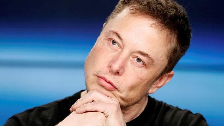Elon Musk Rota Değiştirdi: İnfluencer Olmayı Düşünüyor