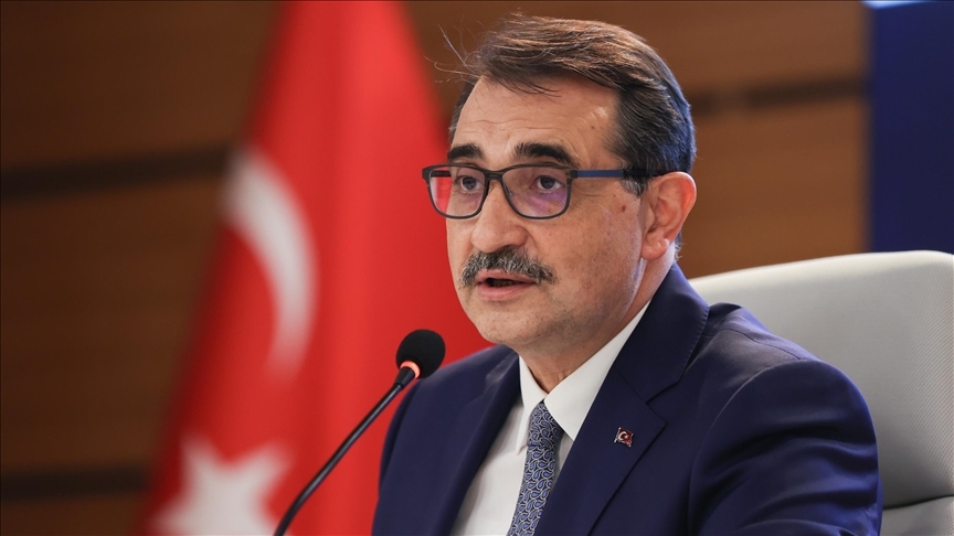 Enerji Bakanı Dönmez'den Elektrikte Yeni Tarife Açıklaması