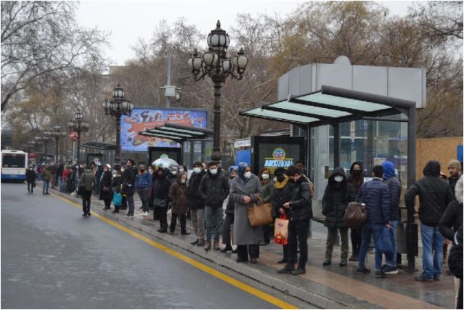 Başkent Ankara’da Özel Halk Otobüsü Görevlileri Kontak Kapattı