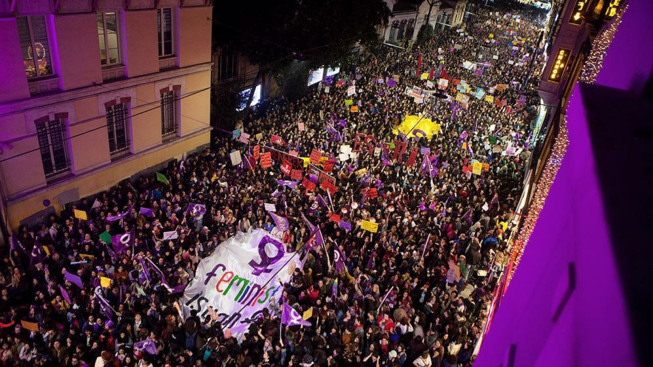 Feminist Gece Yürüyüşü’ne Polis Müdahalesi