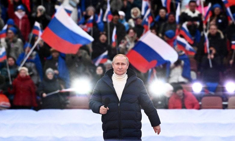 Putin Kırım İşgalinin Yıl Dönümünde Konuştu