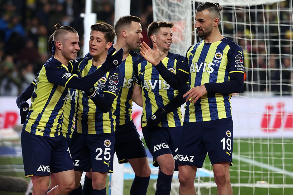 Fenerbahçe’de Motivasyonun Kahramanı: “Yönetim!”