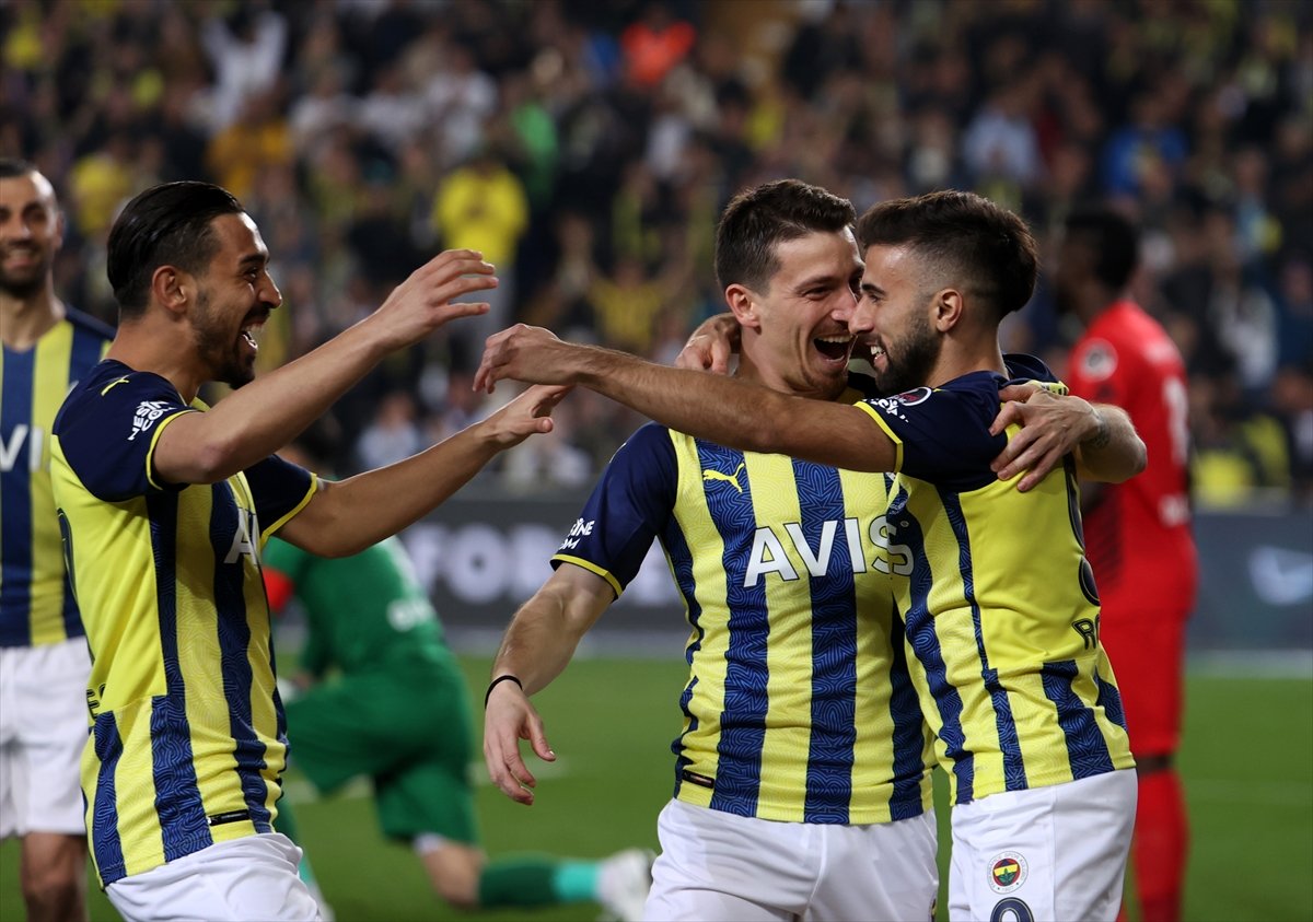 Fenerbahçe Durdurulamıyor: “3-2!”