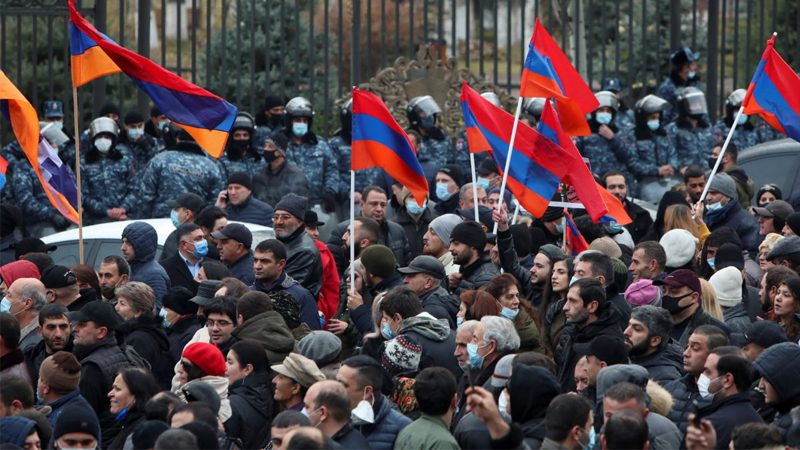 Ermenistan’daki Protestolarda 190 Kişi Gözaltına Alındı