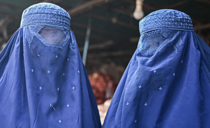 Taliban’dan Burka Zorunluluğu Kararı