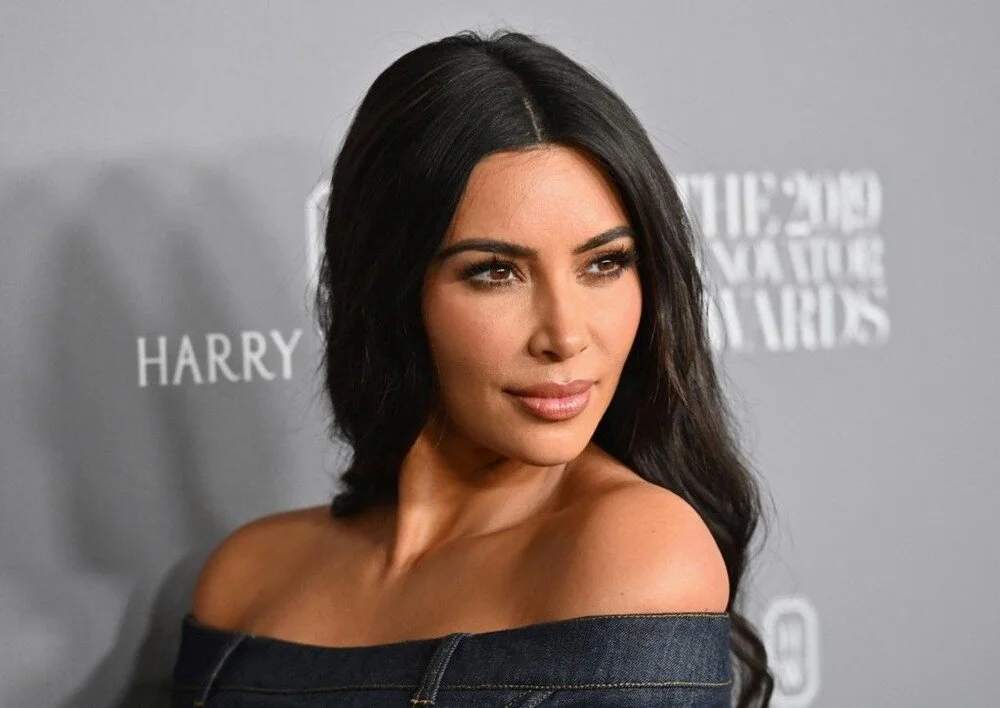 Kim Kardashian Kraliyet Tarafından Ret Yedi