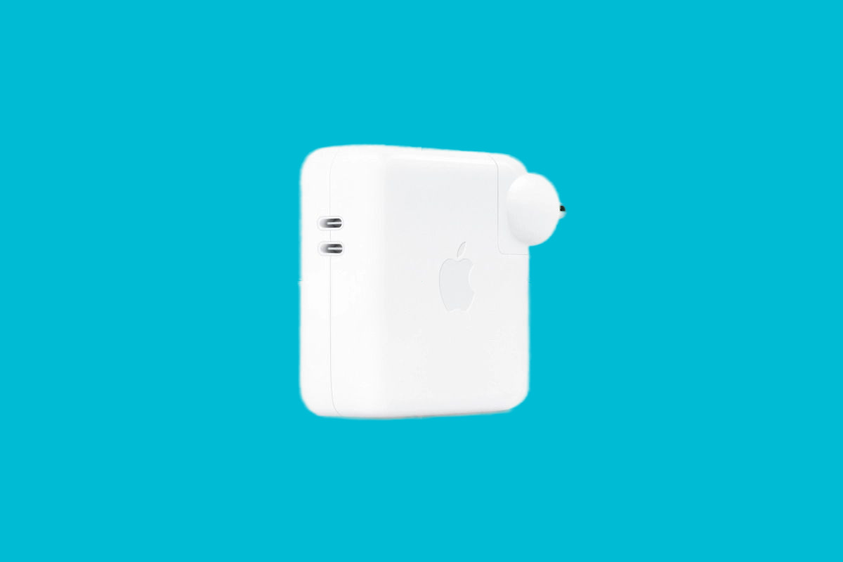 Apple, Çift USB-C Girişli Adaptörünün Satışlarına Başladı
