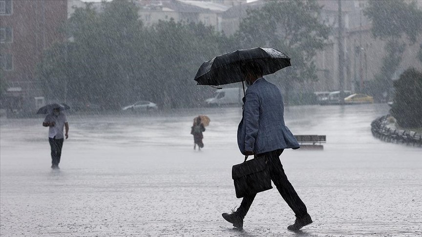 İstanbul İçin Kuvvetli Sağanak Yağış Uyarısı!