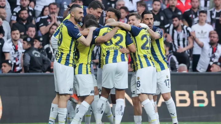 Son dakika: Fenerbahçe'de Şok Ayrılık Haberi... 3,5 Milyon Euro'ya Gidiyor.