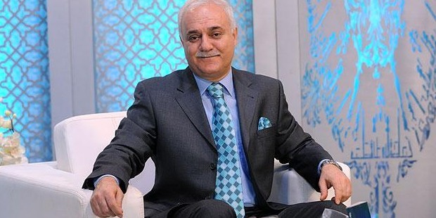 Nihat Hatipoğlu'nun Lüks Arabası Görenleri Şok Etti!