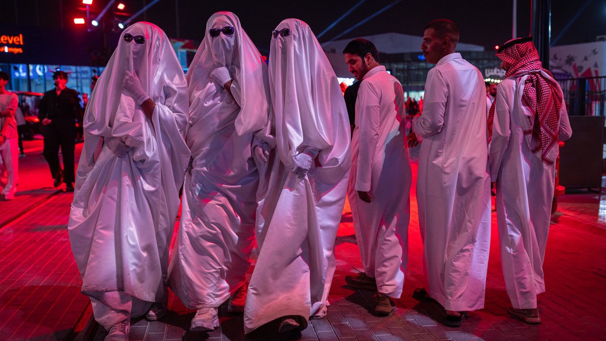Suudi Arabistan'da Gösterişli Cadılar Bayramı!
