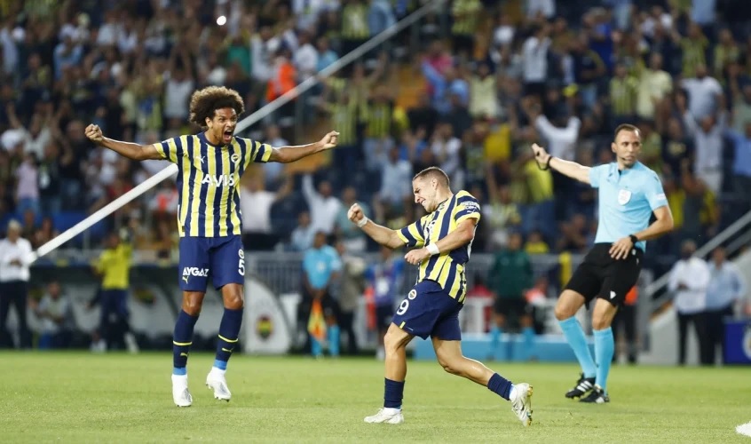 Fenerbahçe’ye Çifte Müjde!