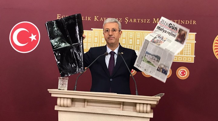 CHP’li Vekilden Sansür Yasasına Tepki!