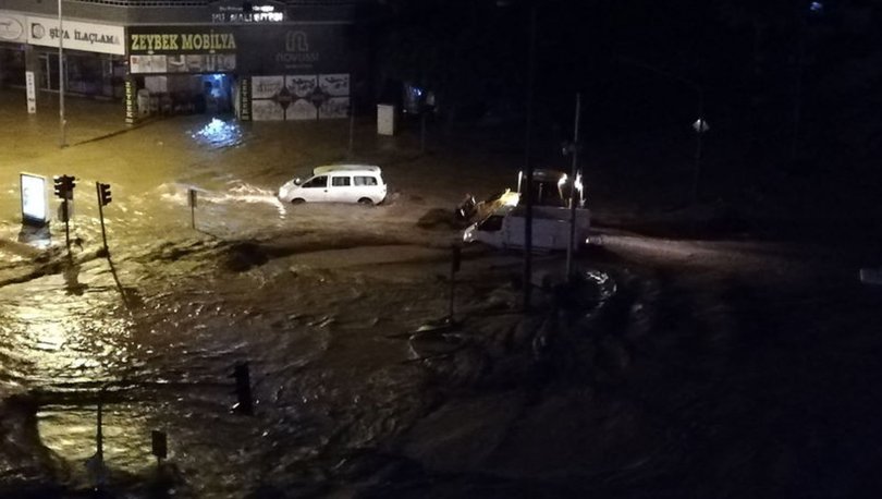 Antalya Kumluca'da Sel Felaketi!