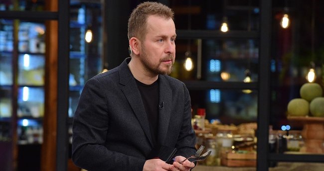 Ömür Akkor Kimdir Nereli Kaç Yaşında?