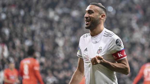 Cenk Tosun Beşiktaş Tarihine Geçti