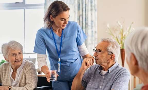 Geriatri Nedir? Geriatri Hangi Hastalıklara Bakar?