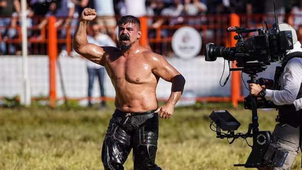 Kırkpınar Başpehlivanı Cengizhan Şimşek'in Unvanı Geri Alındı