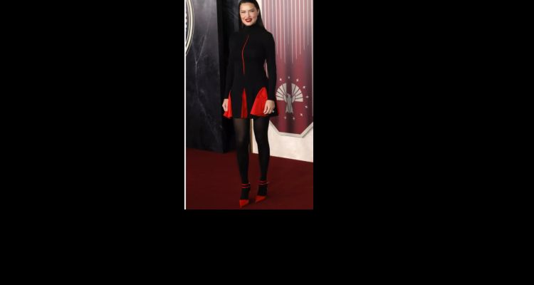 Estetik Operasyonların Dozunu Aşan Adriana Lima, Son Haliyle Görenleri Şaşırttı!