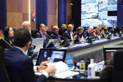 Ekrem İmamoğlu İstanbul Depremi İçin Uzmanlarla Görüştü