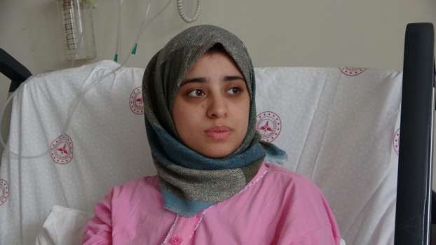 Enkaz Altındaki Bebek Yağmur Suyu İle Kurtuldu!