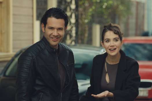 Başım Belada Dizisi Konusu Nedir? Oyuncuları Kimler?