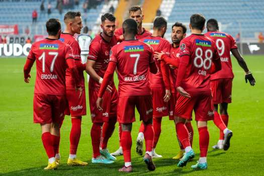 Fiorentina - Sivasspor İddaa Tahmini (9 Mart 2023)