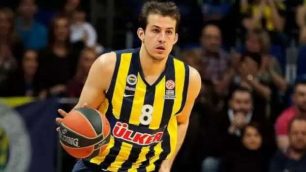 Nemanja Bjelica Sahalara Geri Dönüyor