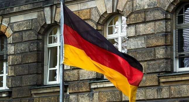 Alman Bayrağı, Tarihçesi ve Anlamı