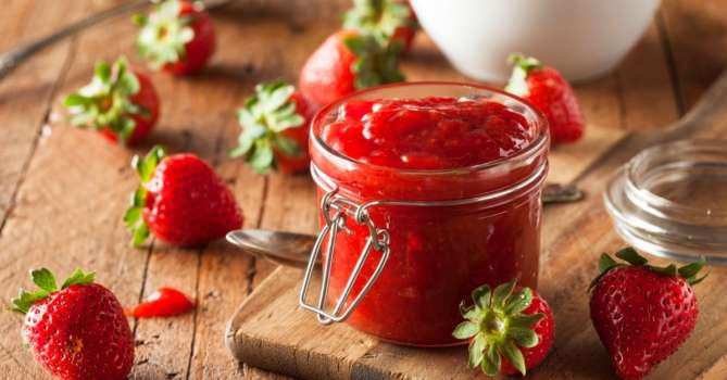 Çilek Reçeli Nasıl Yapılır? Çilek Reçeli Tarifi