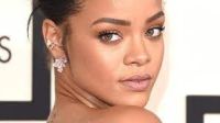 Hamile Haliyle Rihanna'dan Olay Yaratan Pozlar
