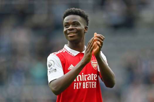 Bukayo Saka'dan Depremzedelere Konteyner Ev Yardımı
