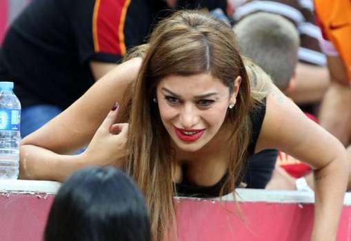 Ebru Şancı'dan Neslihan Atagül'ün Tarzına Yorum